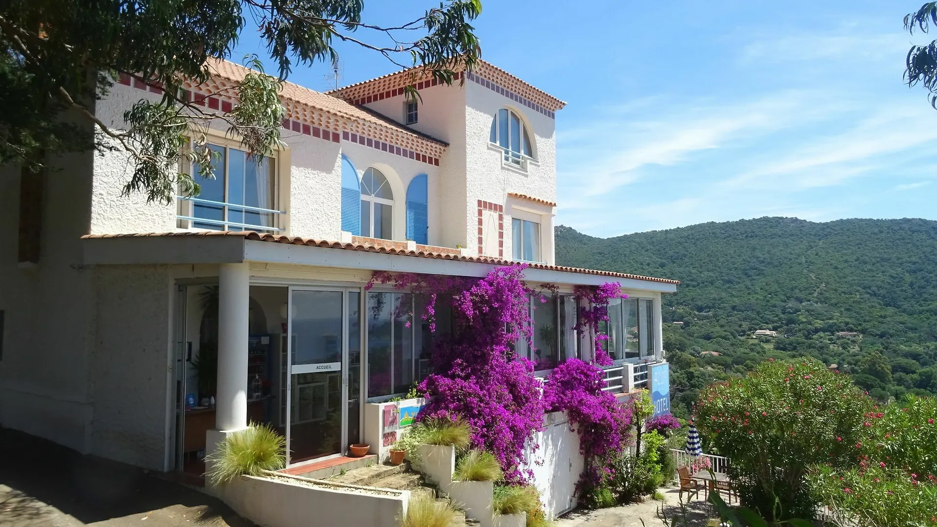 Azur Hotel Le Lavandou