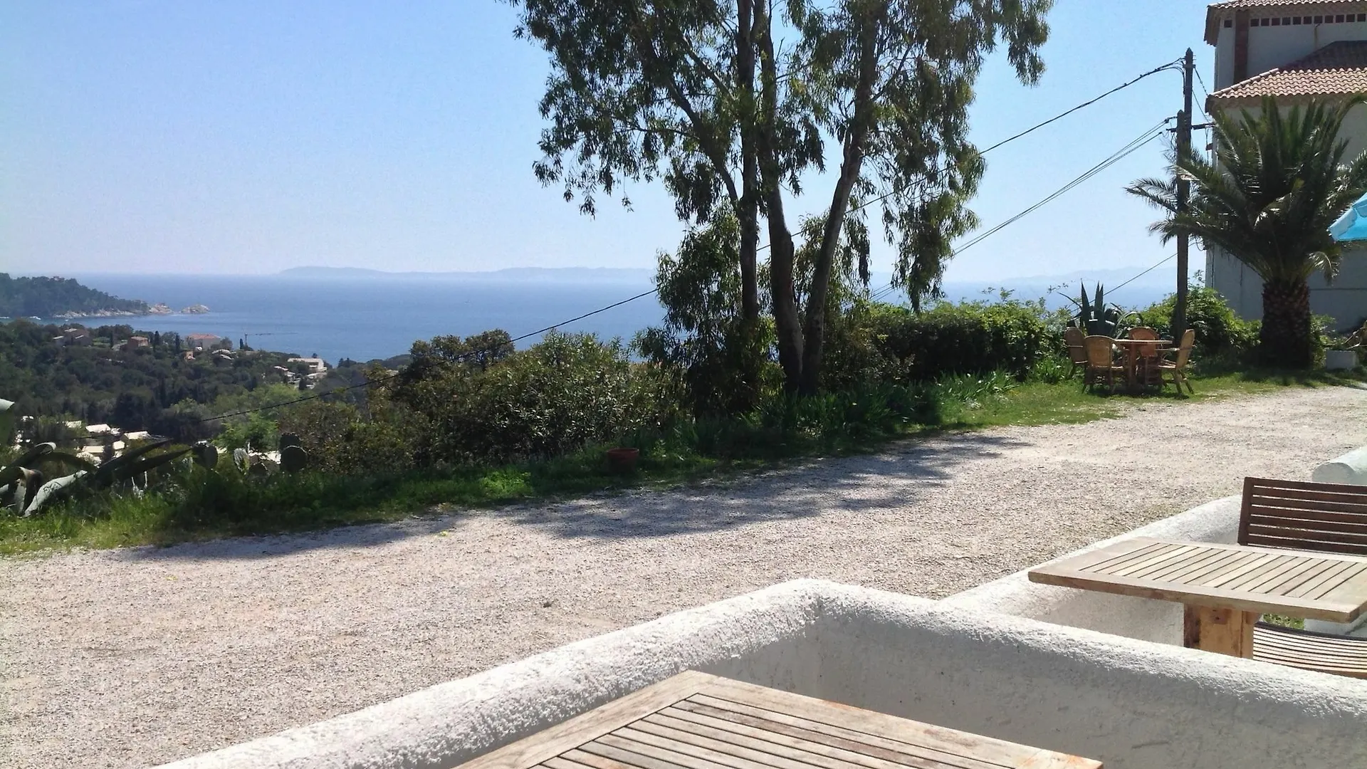 Azur Hotel Le Lavandou 3*,  Francia