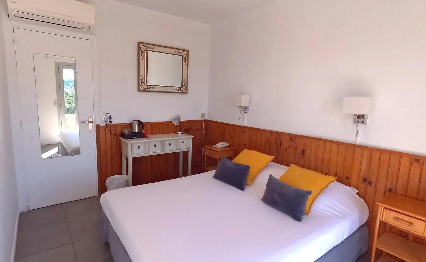 Azur Hotel Le Lavandou