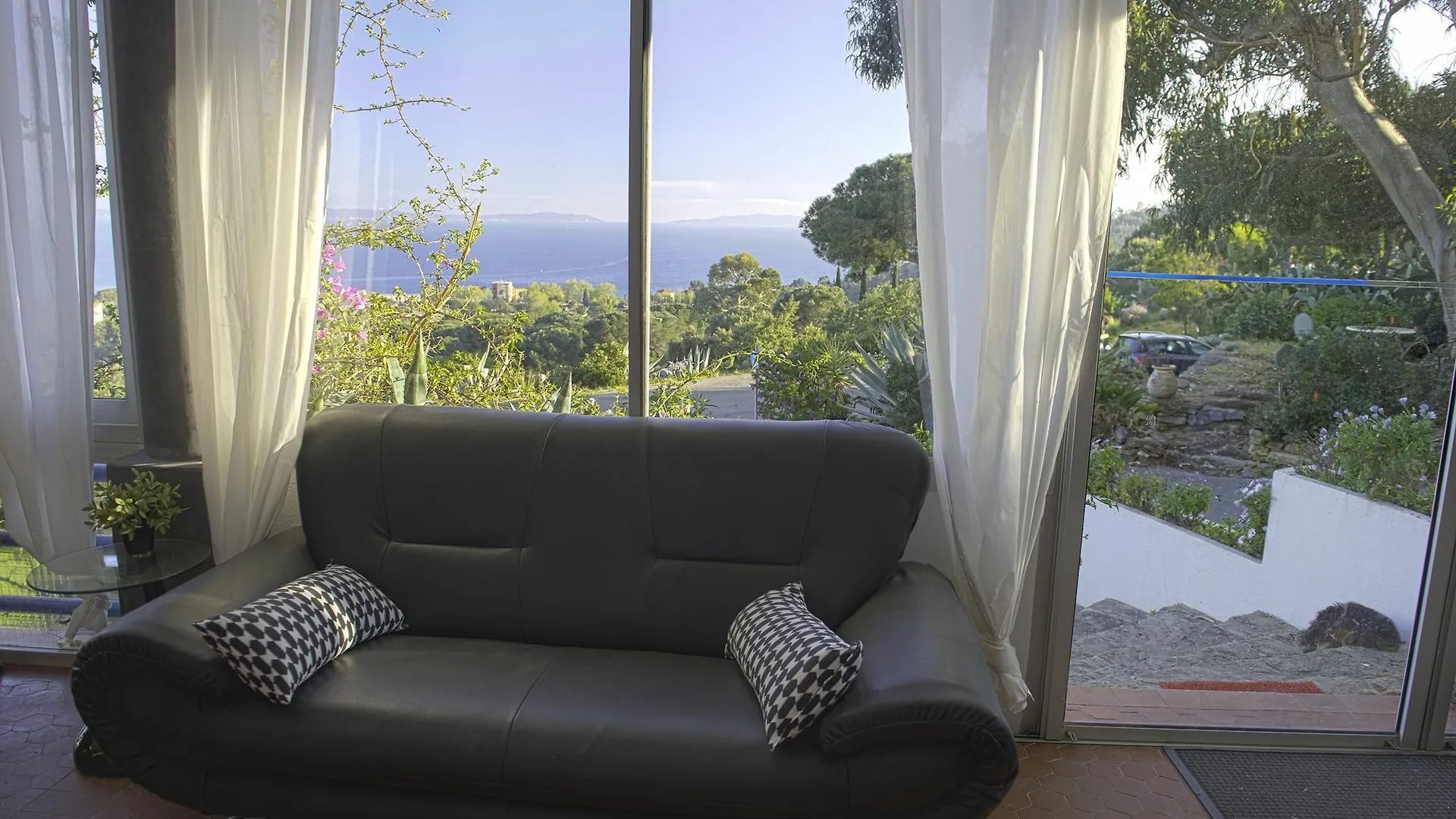 Azur Hotel Le Lavandou